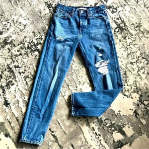 Levi's Distressed BIG E Wedgie Button Fly Skinny Mom Jeans 100% Cotton: 25